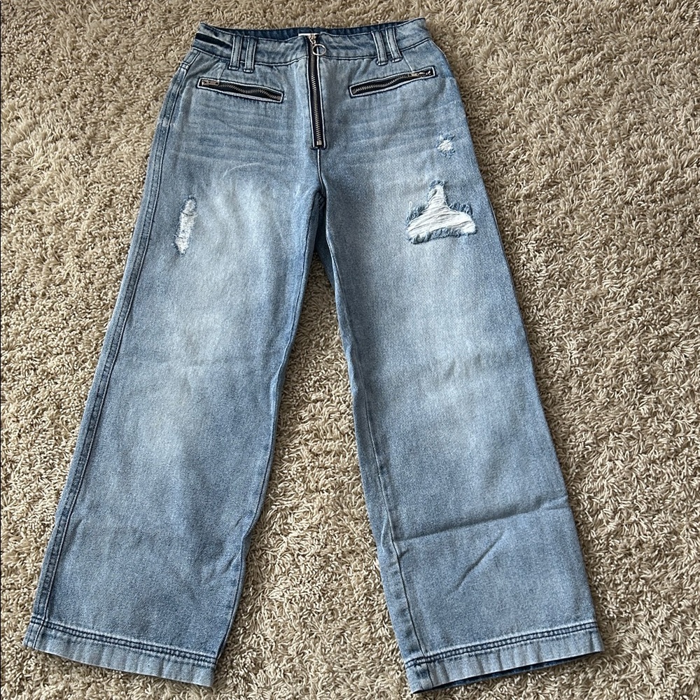 Like new Bebe Girls Wide Leg Distressed Light Wash Jeans size 12